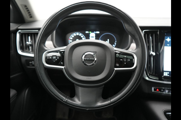 Volvo V90 T6 AWD Inscription PHEV 340pk Dealer O.H. | Trekhaak Af Fabriek | Panodak | Head Up | Adaptive Cruise | 360 Camera | Harman / Kardon | Lederen Sportstoelen Memory & Verwarmd | Keyless | Stuur Verwarmd | Blis | Apple Carplay | DAB | Plug In Hybrid |