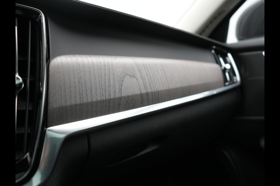 Volvo V90 T6 AWD Inscription PHEV 340pk Dealer O.H. | Trekhaak Af Fabriek | Panodak | Head Up | Adaptive Cruise | 360 Camera | Harman / Kardon | Lederen Sportstoelen Memory & Verwarmd | Keyless | Stuur Verwarmd | Blis | Apple Carplay | DAB | Plug In Hybrid |