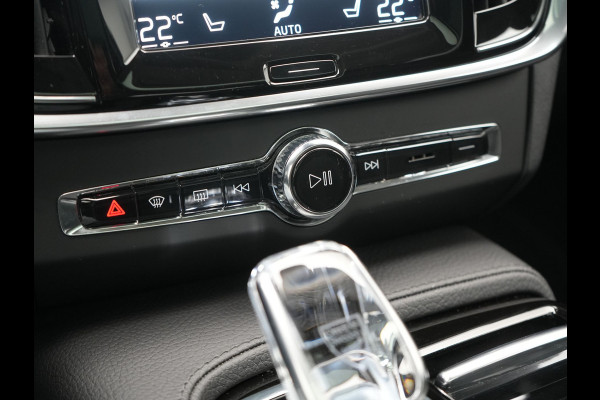 Volvo V90 T6 AWD Inscription PHEV 340pk Dealer O.H. | Trekhaak Af Fabriek | Panodak | Head Up | Adaptive Cruise | 360 Camera | Harman / Kardon | Lederen Sportstoelen Memory & Verwarmd | Keyless | Stuur Verwarmd | Blis | Apple Carplay | DAB | Plug In Hybrid |