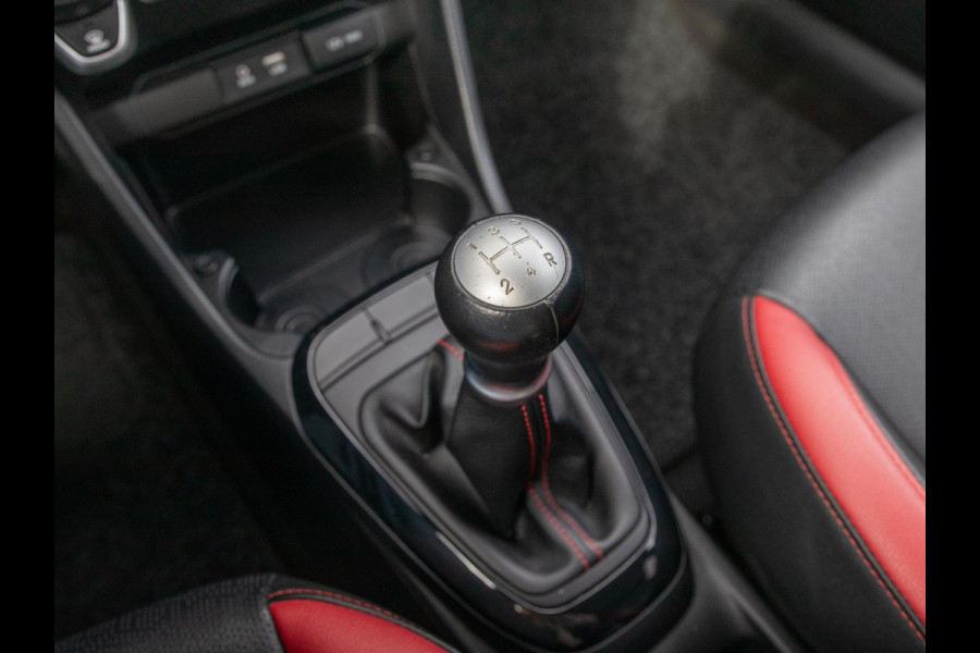 Kia Picanto 1.0 MPi GT Line | Clime | Cruise | Side skirts | Sportieve looks