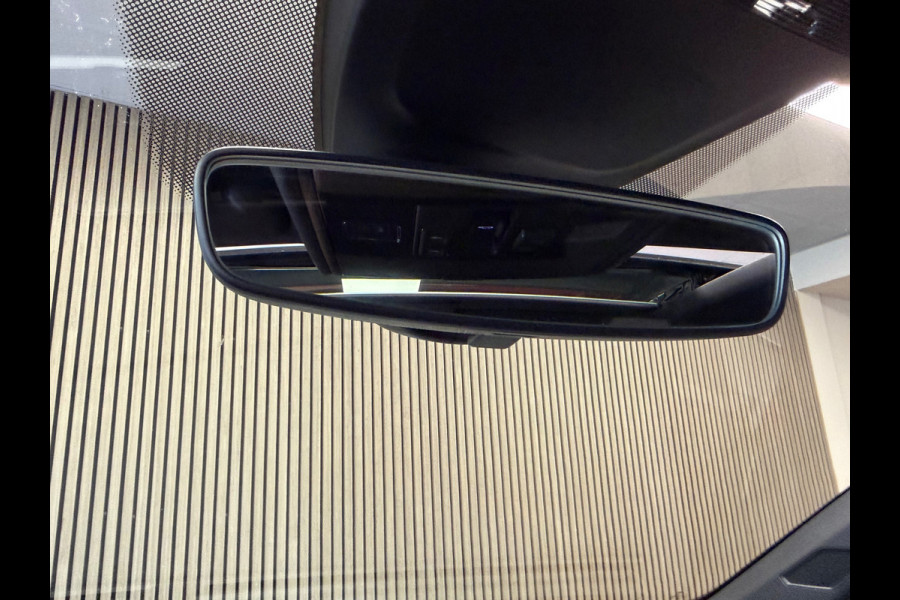 Volkswagen Taigo 1.5 TSI 3X R-Line Business AUT. PANO PDC ACC VITRUAL NAVI APPLE CARPLAY STOELVERWARMING SPIEGELVERWARMING