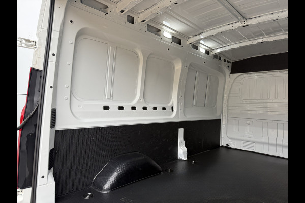 Maxus eDeliver 9 L3H2 72kWh Nieuw! 405KM WLTP L3H2 204 PK 72kWh Snelladen Laadkabel Cruise control Led Airco Apple Carplay Achteruitrij Camera Parkeersensoren BPM vrij