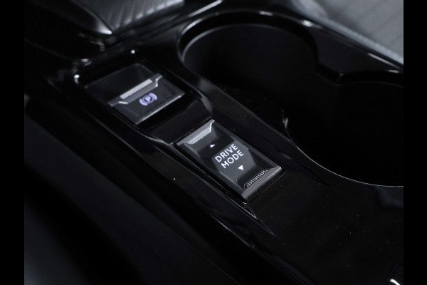 Peugeot 2008 1.2 PureTech Allure Pack Sport (APPLE CARPLAY,NAVI,CAMERA,360 VIEW,DIGITAL COCKPIT,LED,GETINT,SPORTSTOELEN,LM VELGEN)