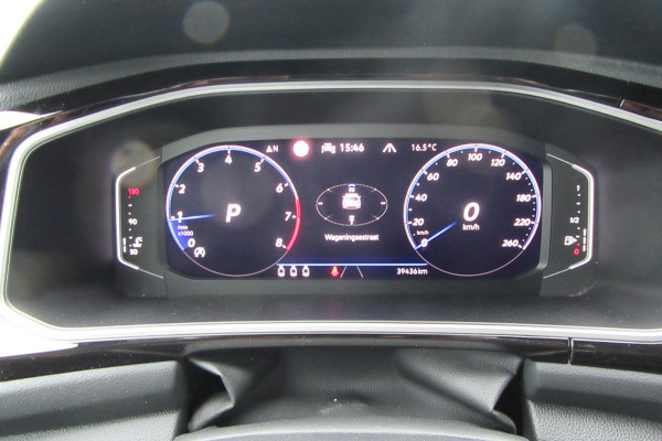 Volkswagen T-Roc 1.5 TSI DSG Sport Business R. Ad. CC, Camera, Trekhaak
