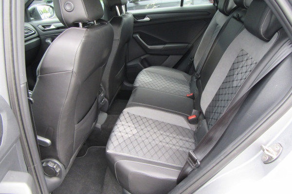 Volkswagen T-Roc 1.5 TSI DSG Sport Business R. Ad. CC, Camera, Trekhaak