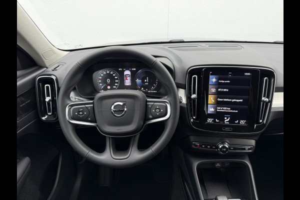 Volvo XC40 1.5 T5 Recharge Inscription | Trekhaak | Pilost Assist | Memory | 18 inch
