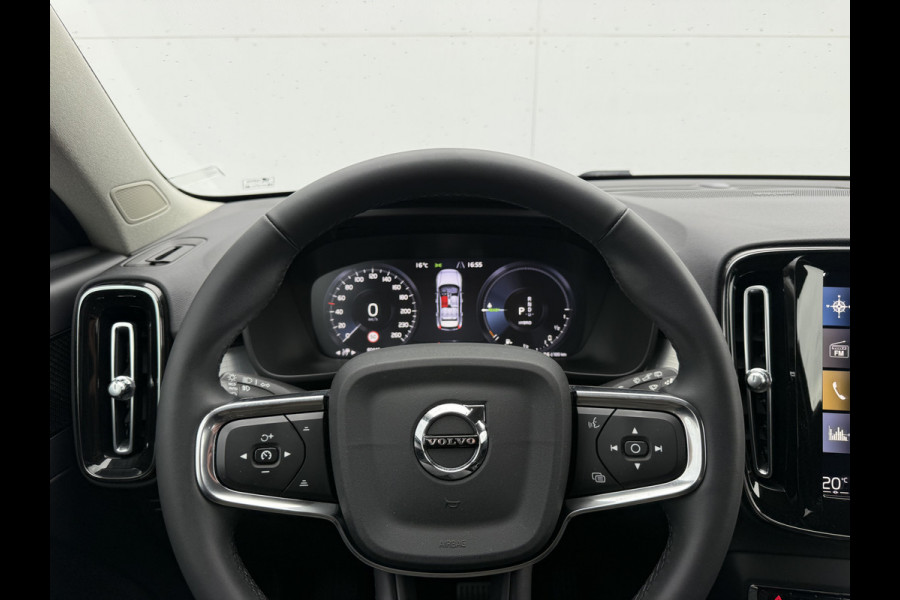 Volvo XC40 1.5 T5 Recharge Inscription | Trekhaak | Pilost Assist | Memory | 18 inch