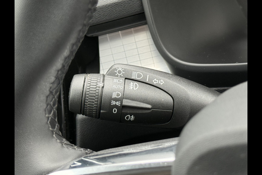 Volvo XC40 1.5 T5 Recharge Inscription | Trekhaak | Pilost Assist | Memory | 18 inch