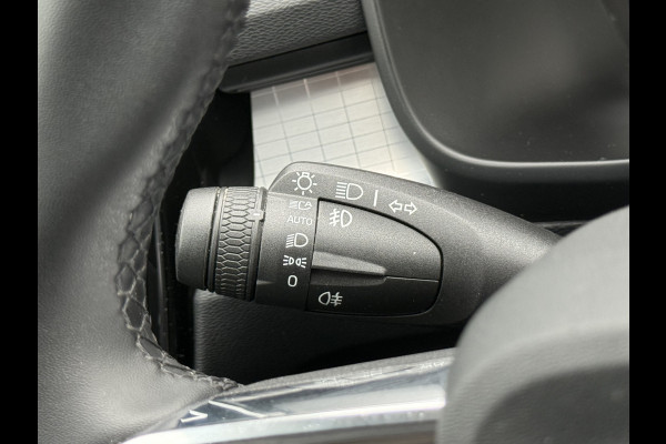 Volvo XC40 1.5 T5 Recharge Inscription | Trekhaak | Pilost Assist | Memory | 18 inch