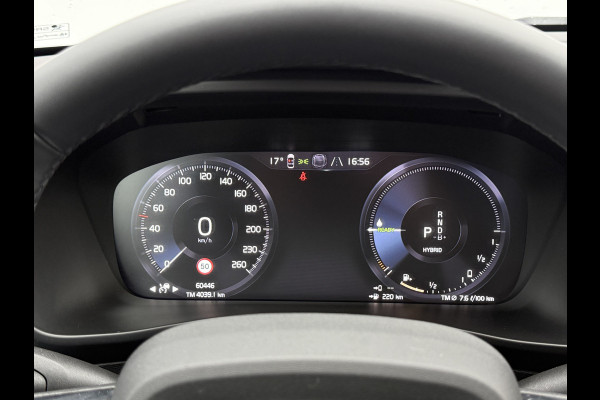 Volvo XC40 1.5 T5 Recharge Inscription | Trekhaak | Pilost Assist | Memory | 18 inch