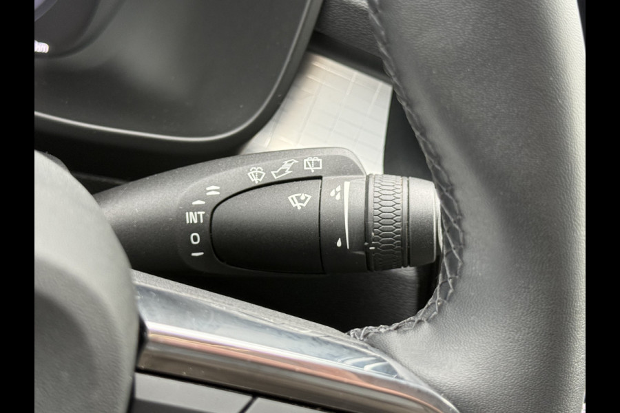 Volvo XC40 1.5 T5 Recharge Inscription | Trekhaak | Pilost Assist | Memory | 18 inch