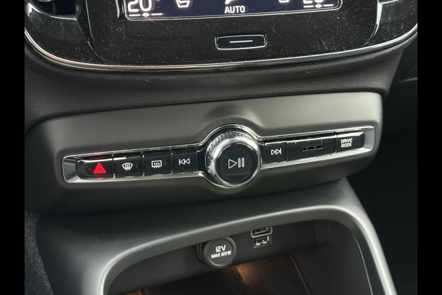 Volvo XC40 1.5 T5 Recharge Inscription | Trekhaak | Pilost Assist | Memory | 18 inch