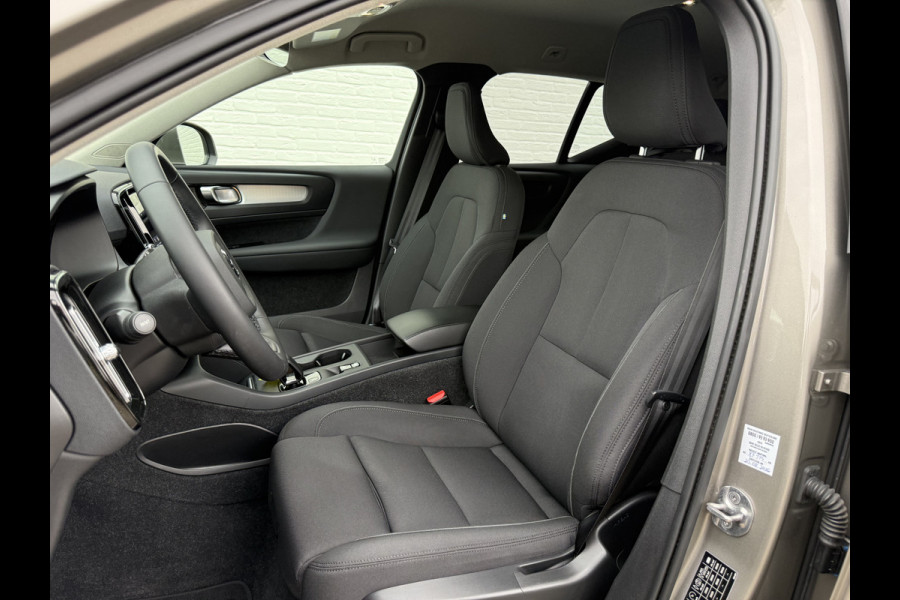 Volvo XC40 1.5 T5 Recharge Inscription | Trekhaak | Pilost Assist | Memory | 18 inch