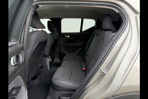 Volvo XC40 1.5 T5 Recharge Inscription | Trekhaak | Pilost Assist | Memory | 18 inch