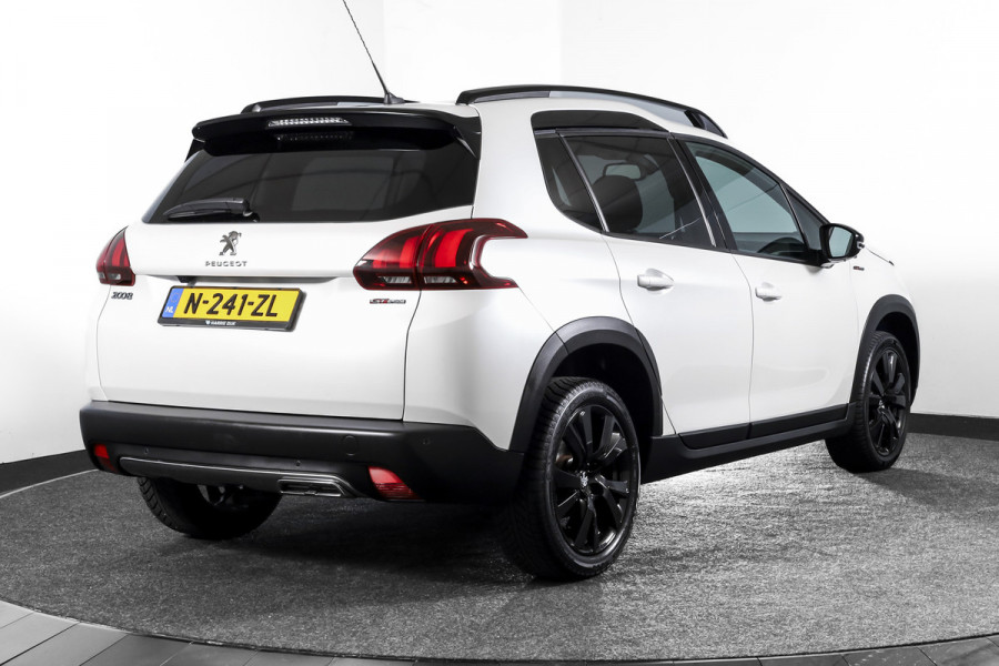 Peugeot 2008 1.2 PureTech 130 PK GT-line | Pano | Cruise | Stoelverw. | PDC | Camera | NAV + App. Conect | ECC | LM 17" |