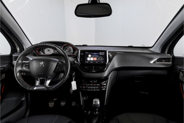 Peugeot 2008 1.2 PureTech 130 PK GT-line | Pano | Cruise | Stoelverw. | PDC | Camera | NAV + App. Conect | ECC | LM 17" |