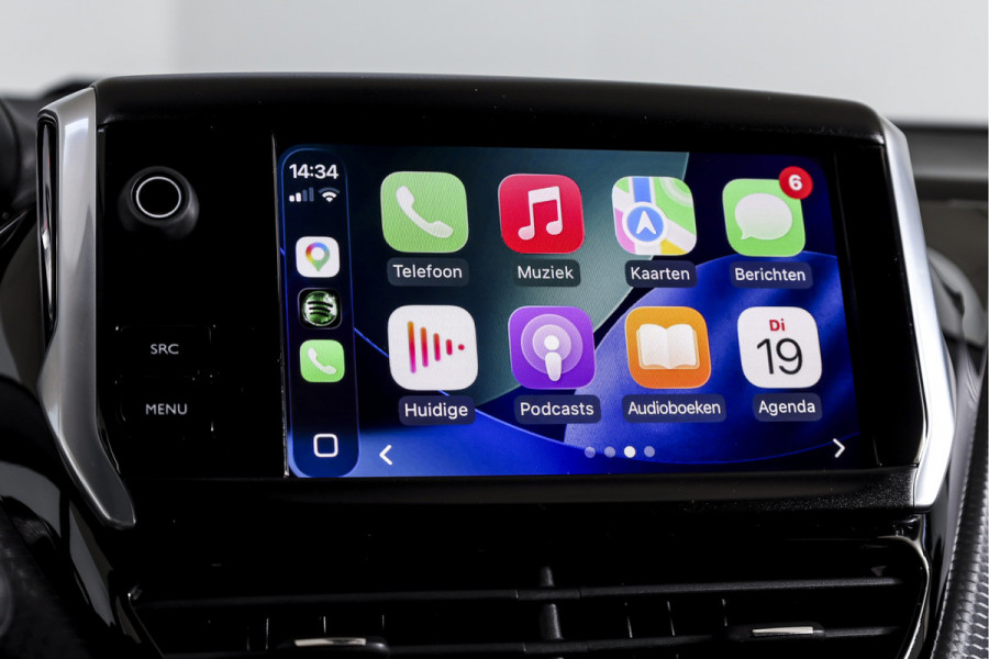 Peugeot 2008 1.2 PureTech 130 PK GT-line | Pano | Cruise | Stoelverw. | PDC | Camera | NAV + App. Conect | ECC | LM 17" |