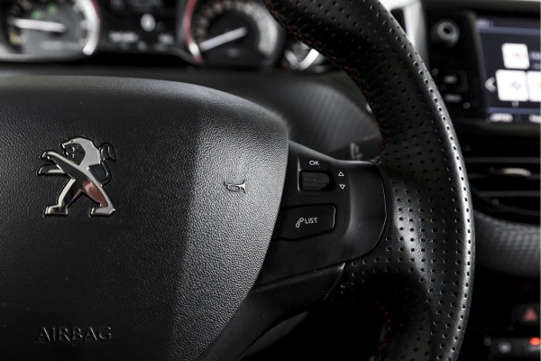 Peugeot 2008 1.2 PureTech 130 PK GT-line | Pano | Cruise | Stoelverw. | PDC | Camera | NAV + App. Conect | ECC | LM 17" |