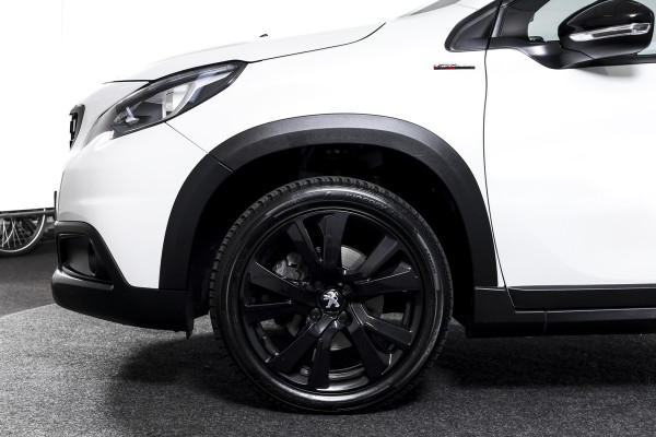 Peugeot 2008 1.2 PureTech 130 PK GT-line | Pano | Cruise | Stoelverw. | PDC | Camera | NAV + App. Conect | ECC | LM 17" |