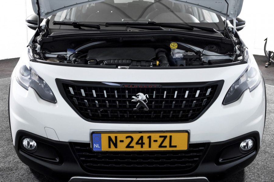 Peugeot 2008 1.2 PureTech 130 PK GT-line | Pano | Cruise | Stoelverw. | PDC | Camera | NAV + App. Conect | ECC | LM 17" |