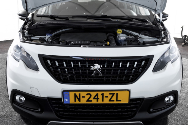 Peugeot 2008 1.2 PureTech 130 PK GT-line | Pano | Cruise | Stoelverw. | PDC | Camera | NAV + App. Conect | ECC | LM 17" |