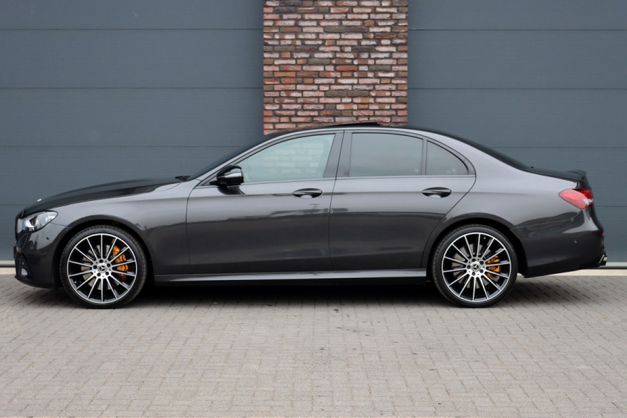 Mercedes-Benz E-Klasse 450 4MATIC Premium+ AMG Line | Luchtvering | Distronic+ | Burmester | Soft-Close | Memory | Trekhaak | HUD | Augmented Reality | Panoramadak | Keyless Go |