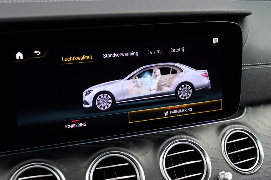 Mercedes-Benz E-Klasse 450 4MATIC Premium+ AMG Line | Luchtvering | Distronic+ | Burmester | Soft-Close | Memory | Trekhaak | HUD | Augmented Reality | Panoramadak | Keyless Go |