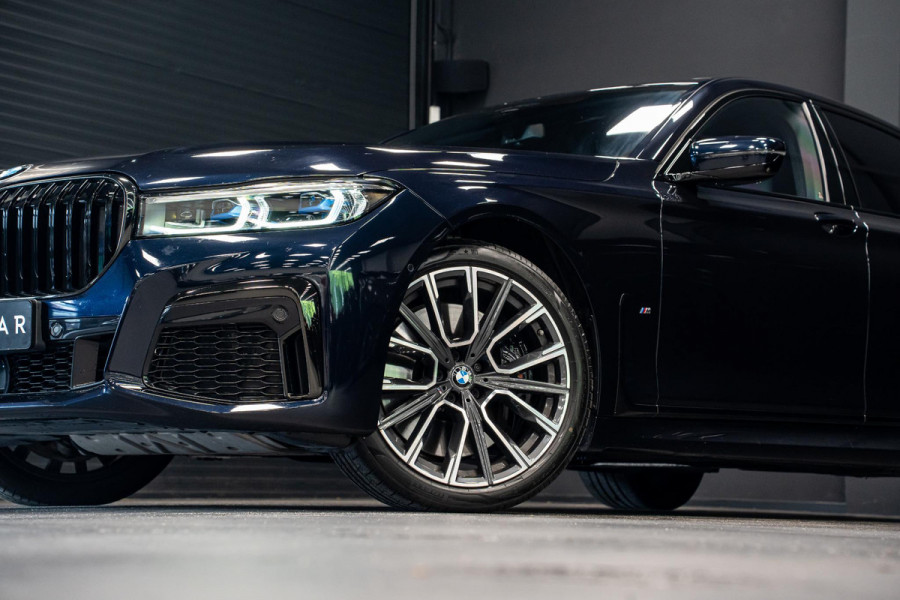 BMW 7 Serie 740d xDrive High Executive *M-Sport / Actieve-Besturing / Stoelventilatie / Entertainment-Achter / Alcantara-Hemel / Harman Kardon / Panorama*