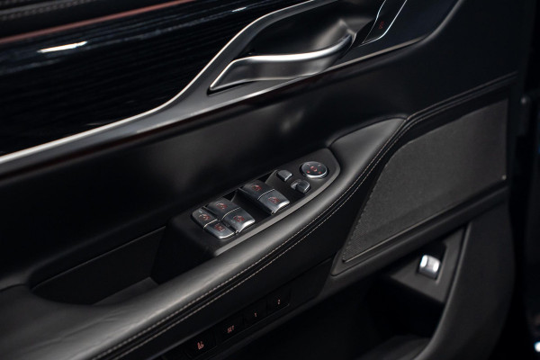 BMW 7 Serie 740d xDrive High Executive *M-Sport / Actieve-Besturing / Stoelventilatie / Entertainment-Achter / Alcantara-Hemel / Harman Kardon / Panorama*