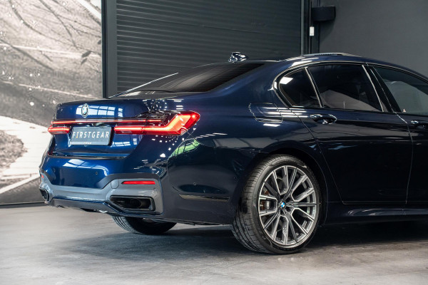 BMW 7 Serie 740d xDrive High Executive *M-Sport / Actieve-Besturing / Stoelventilatie / Entertainment-Achter / Alcantara-Hemel / Harman Kardon / Panorama*