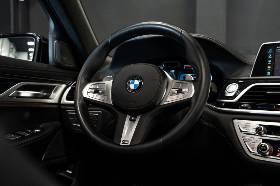 BMW 7 Serie 740d xDrive High Executive *M-Sport / Actieve-Besturing / Stoelventilatie / Entertainment-Achter / Alcantara-Hemel / Harman Kardon / Panorama*