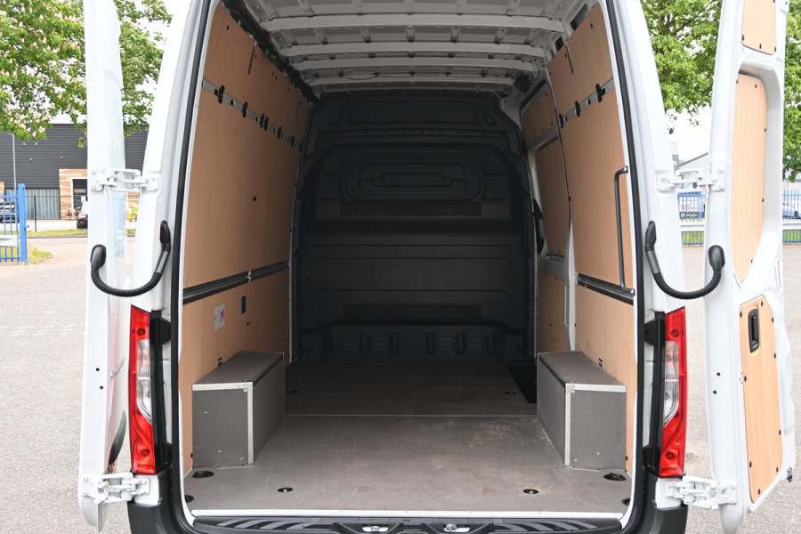 Mercedes-Benz Sprinter 317 CDI L2H2 Pro Navigatie met camera