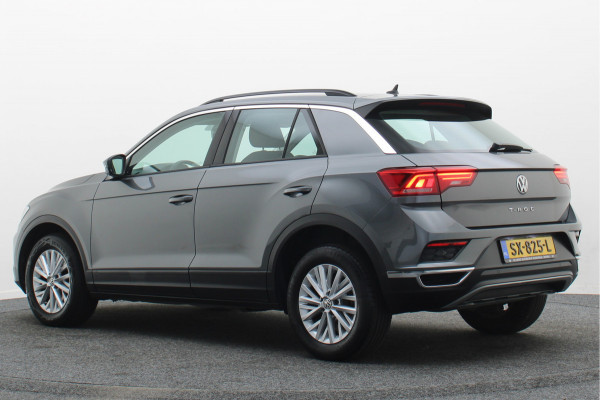 Volkswagen T-Roc 1.5 TSI DSG Style Eerste Eigenaar, ACC, Apple Carplay, Airco, Rijstrooksensor, DAB, PDC, 16''