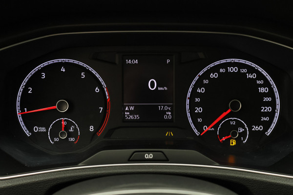 Volkswagen T-Roc 1.5 TSI DSG Style Eerste Eigenaar, ACC, Apple Carplay, Airco, Rijstrooksensor, DAB, PDC, 16''