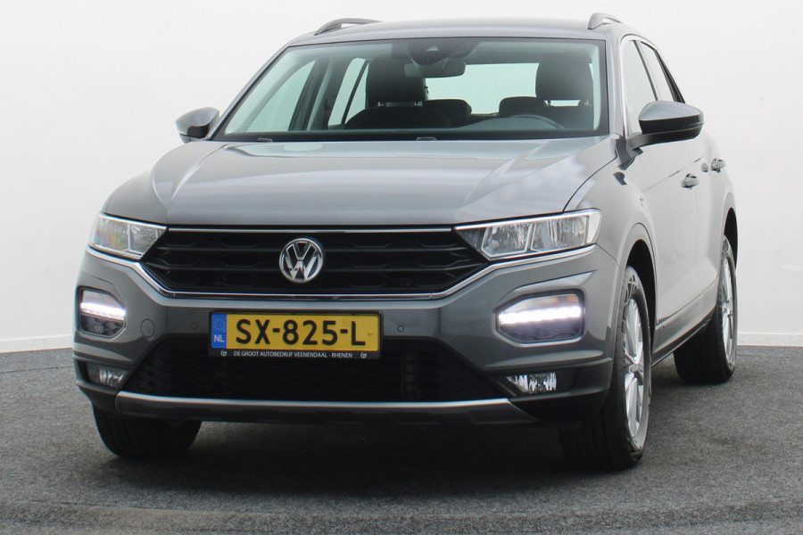 Volkswagen T-Roc 1.5 TSI DSG Style Eerste Eigenaar, ACC, Apple Carplay, Airco, Rijstrooksensor, DAB, PDC, 16''