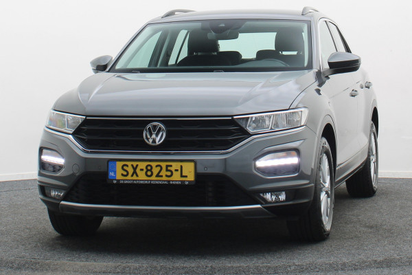 Volkswagen T-Roc 1.5 TSI DSG Style Eerste Eigenaar, ACC, Apple Carplay, Airco, Rijstrooksensor, DAB, PDC, 16''