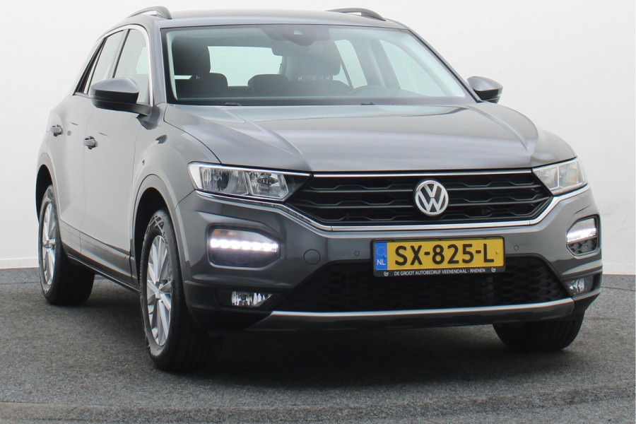 Volkswagen T-Roc 1.5 TSI DSG Style Eerste Eigenaar, ACC, Apple Carplay, Airco, Rijstrooksensor, DAB, PDC, 16''