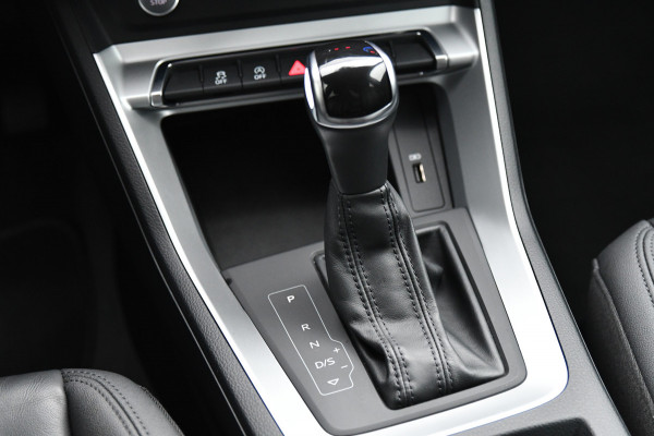 Audi Q3 35 TFSI Pro Line, Matrix, Leder, Camera, Keyless Entry&Go, Ambient, Elek. Achterklep, 20"!
