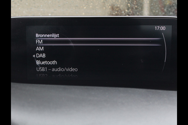 Mazda 3 2.0 e-SkyActiv-G M Hybrid 122 Comfort CAMERA | CARPLAY | ADAPCRUISE | LMV18 | HEAD-UP | LED | DAB | CLIMATE | NAVI | STOEL/STUUR