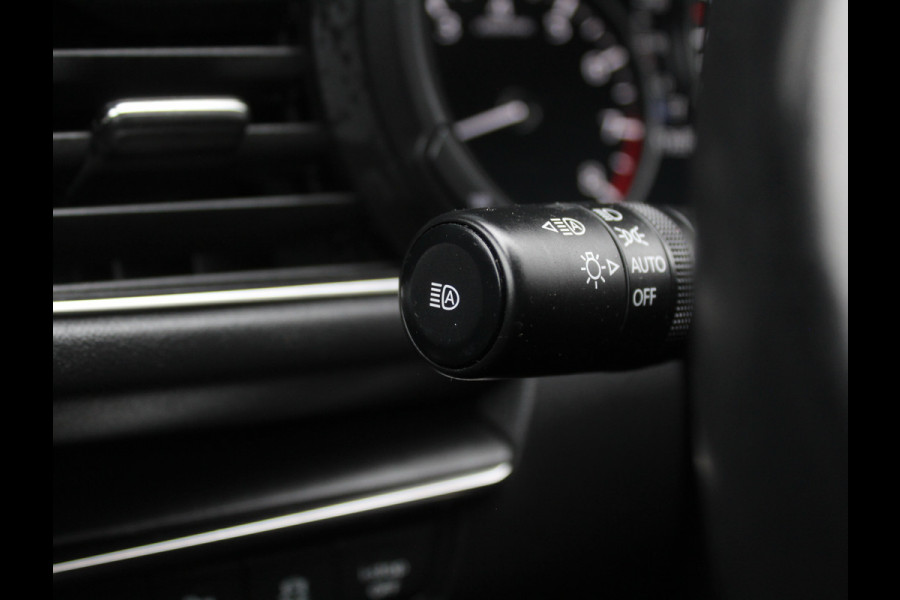 Mazda 3 2.0 e-SkyActiv-G M Hybrid 122 Comfort CAMERA | CARPLAY | ADAPCRUISE | LMV18 | HEAD-UP | LED | DAB | CLIMATE | NAVI | STOEL/STUUR