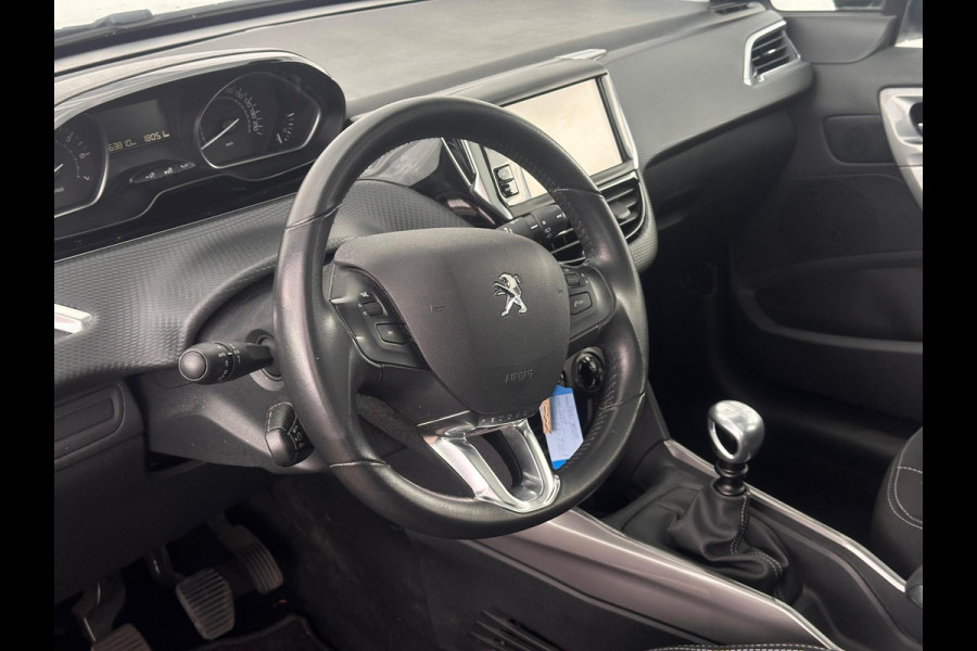 Peugeot 2008 1.2 PureTech Blue Lion NL-AUTO | 1STE EIGENAAR | TREKHAAK