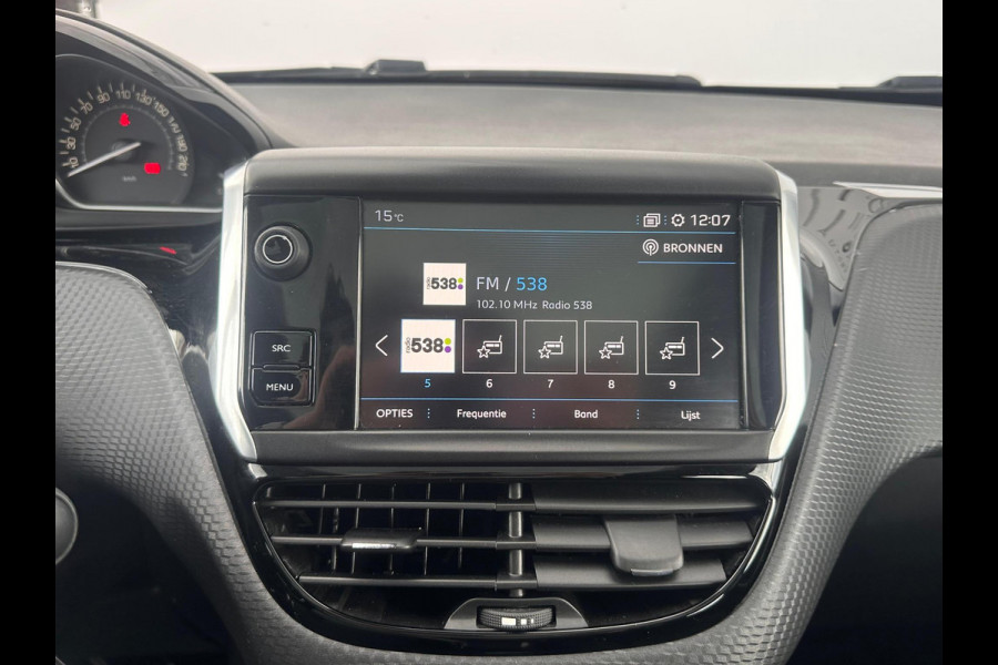 Peugeot 2008 1.2 PureTech Blue Lion NL-AUTO | 1STE EIGENAAR | TREKHAAK