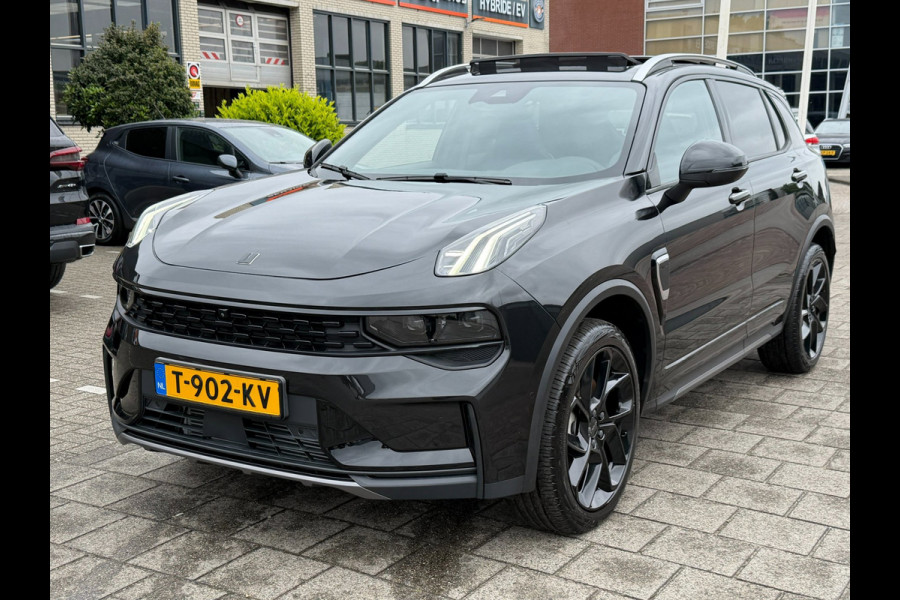 Lynk & Co 01 1.5 Plug-In|360|Black Edition|PANO|CARPLAY