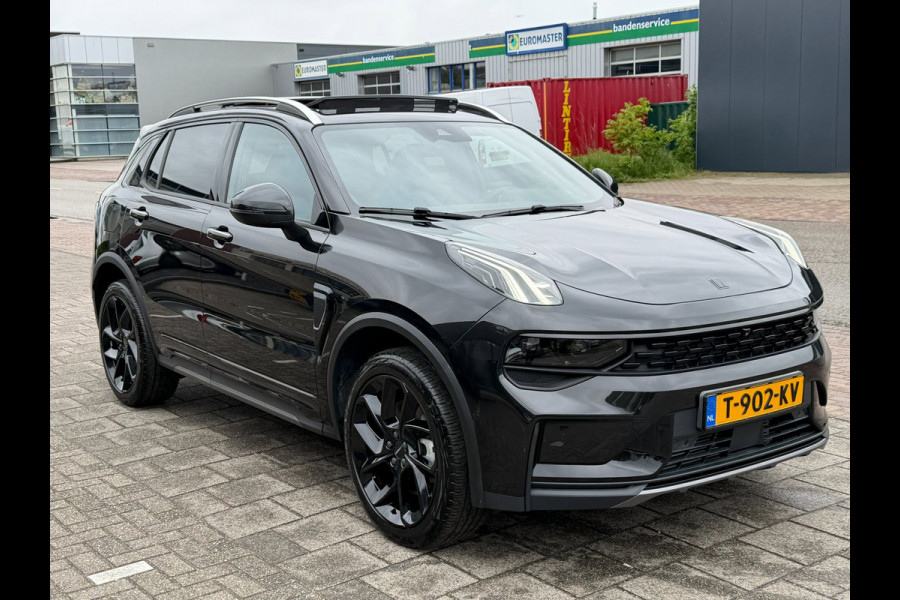 Lynk & Co 01 1.5 Plug-In|360|Black Edition|PANO|CARPLAY