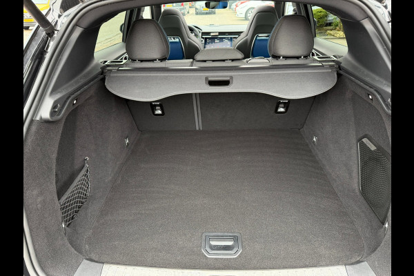 Lynk & Co 01 1.5 Plug-In|360|Black Edition|PANO|CARPLAY