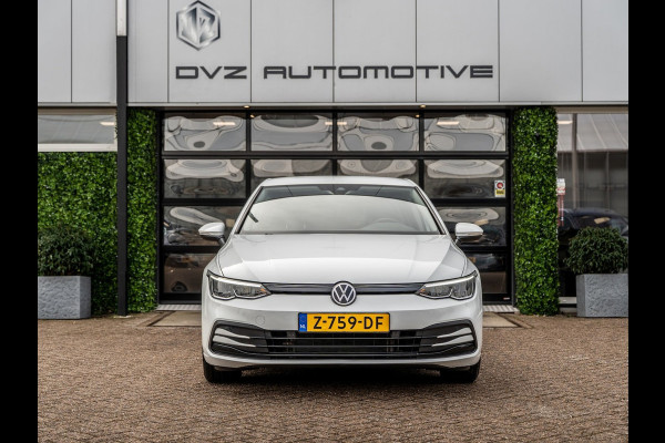 Volkswagen Golf 1.0 eTSI Life Business