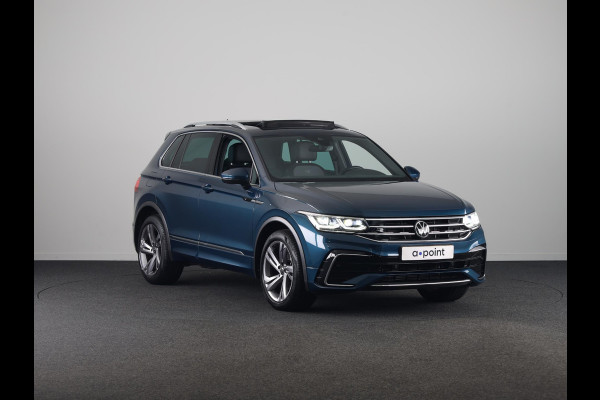 Volkswagen Tiguan 1.5 TSI R-Line Business+ 150PK DSG | Panorama dak | Parkeercamera | Keyless entry | Matrix LED koplampen |