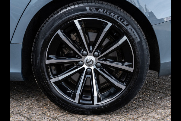 Volvo V60 2.0 T6 Plug-in hybrid AWD Plus Bright