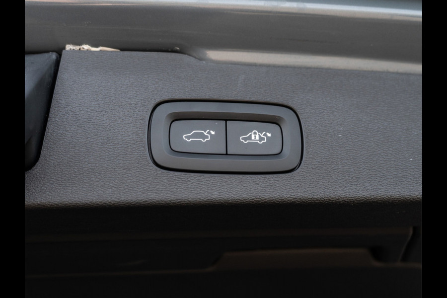 Volvo V60 2.0 T6 Plug-in hybrid AWD Plus Bright