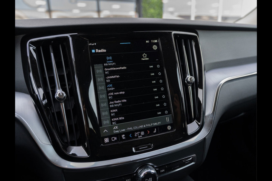 Volvo V60 2.0 T6 Plug-in hybrid AWD Plus Bright